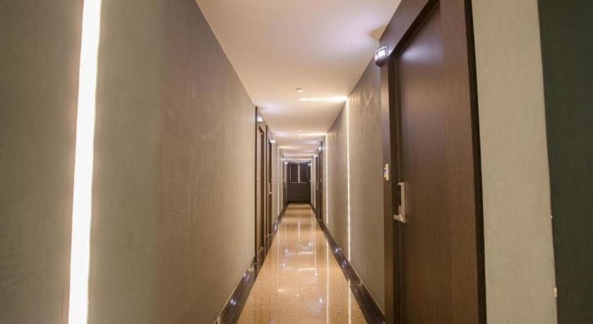 M7 Business Hotel Chilgok Экстерьер фото